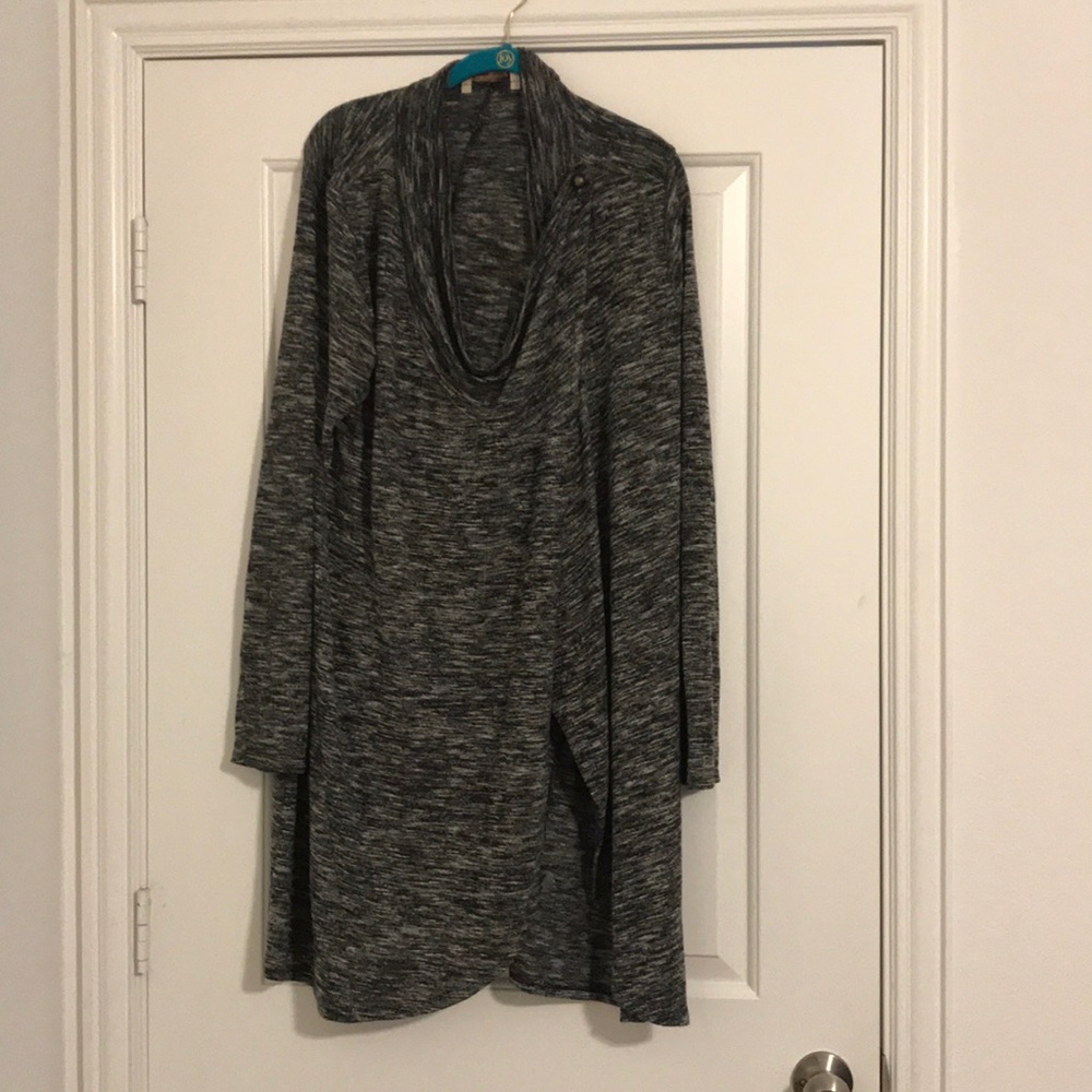 Soft Surrounding Button Cardigan